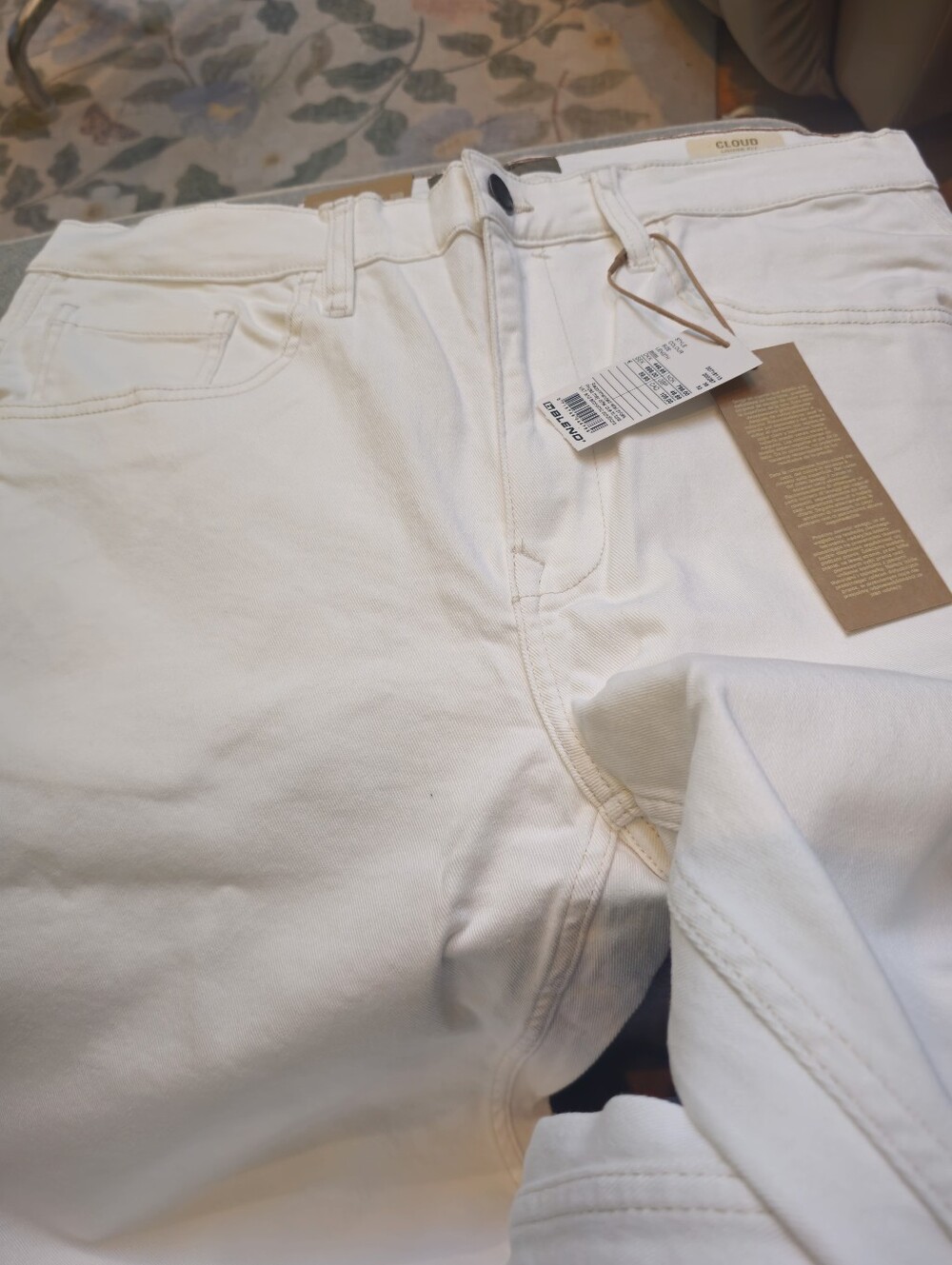 NWT Blend Cloud Loose Fit Jeans Men's Size 36x32 White Straight Leg Denim